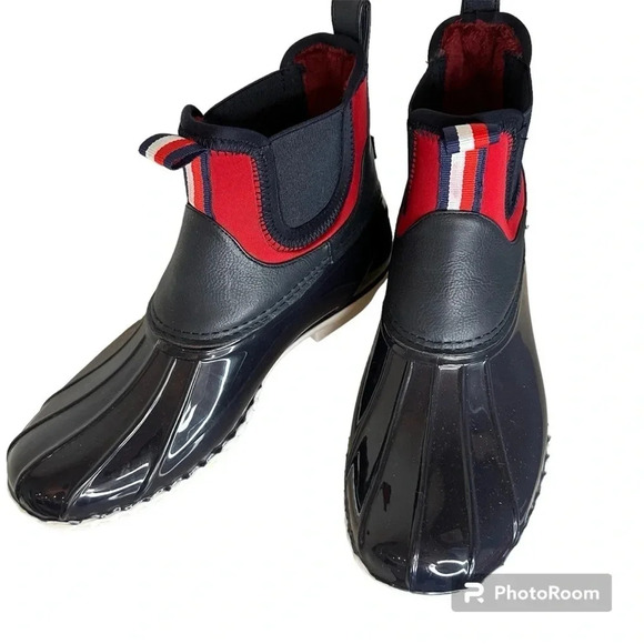 Tommy Hilfiger Rain Bootie Chelsea Ankle Boot Preppy Blue Red Pull-on Size 8 - Picture 1 of 9